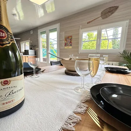 Le Rosie Au Bord Du Avec Jacuzzi