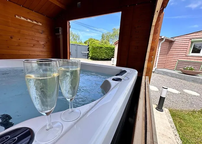 Le Rosie Au Bord Du Avec Jacuzzi Apartment