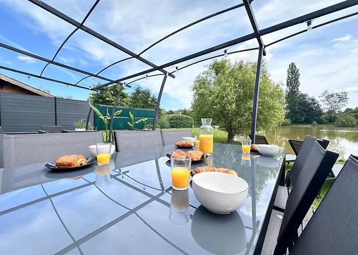 Apartment Le Rosie Au Bord Du Avec Jacuzzi Prouilly