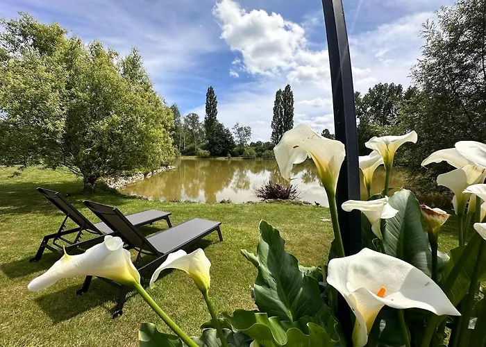 Apartment Le Rosie Au Bord Du Avec Jacuzzi Prouilly