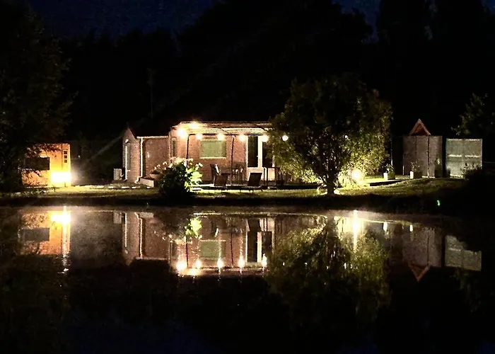 Le Rosie Au Bord Du Avec Jacuzzi Apartment Prouilly